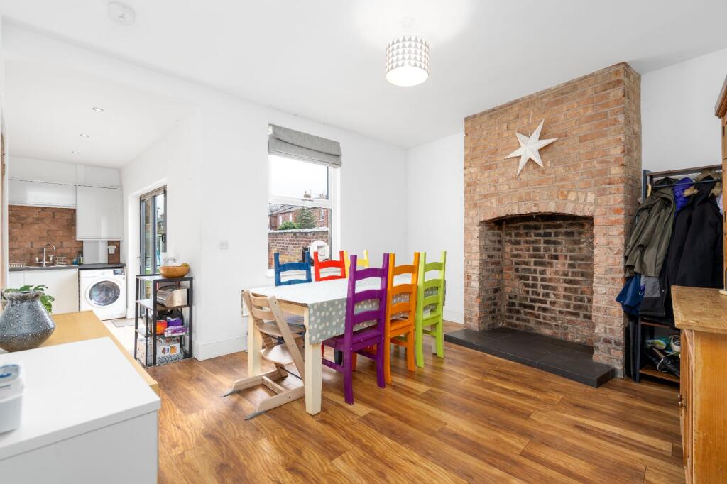 Harcourt Road, Sale, Greater Manchester, M33 photo 3