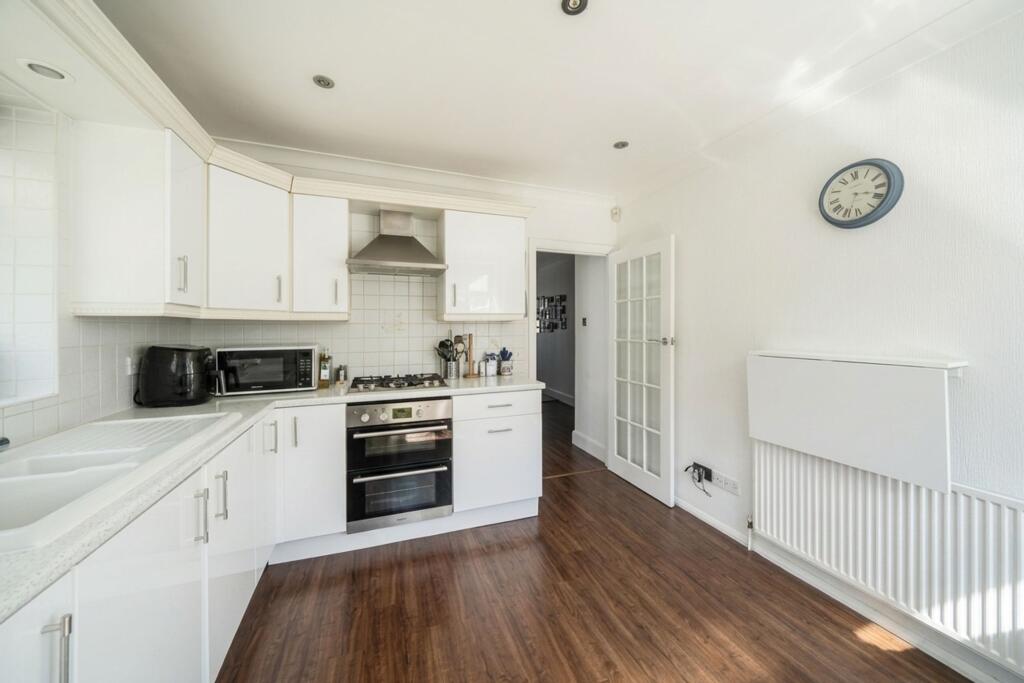 House in Harrow - View 3