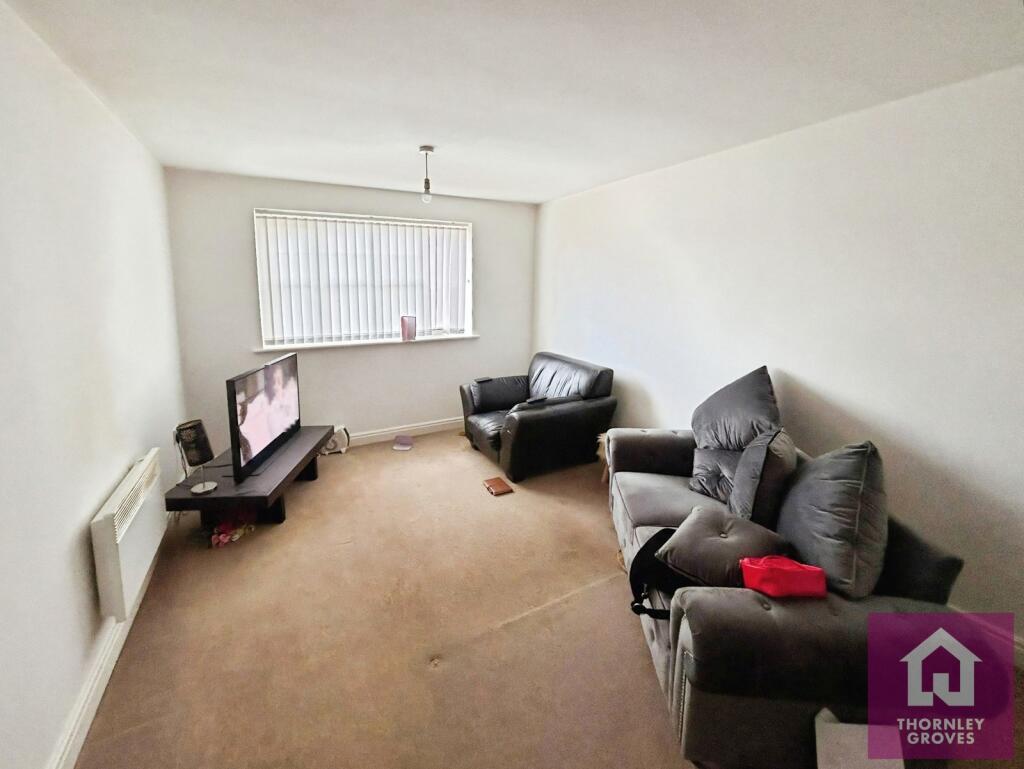 Apartment in Salford, Greater Manchester - View 2