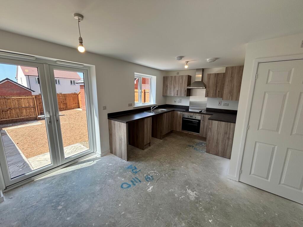 House in Ipswich - View 2
