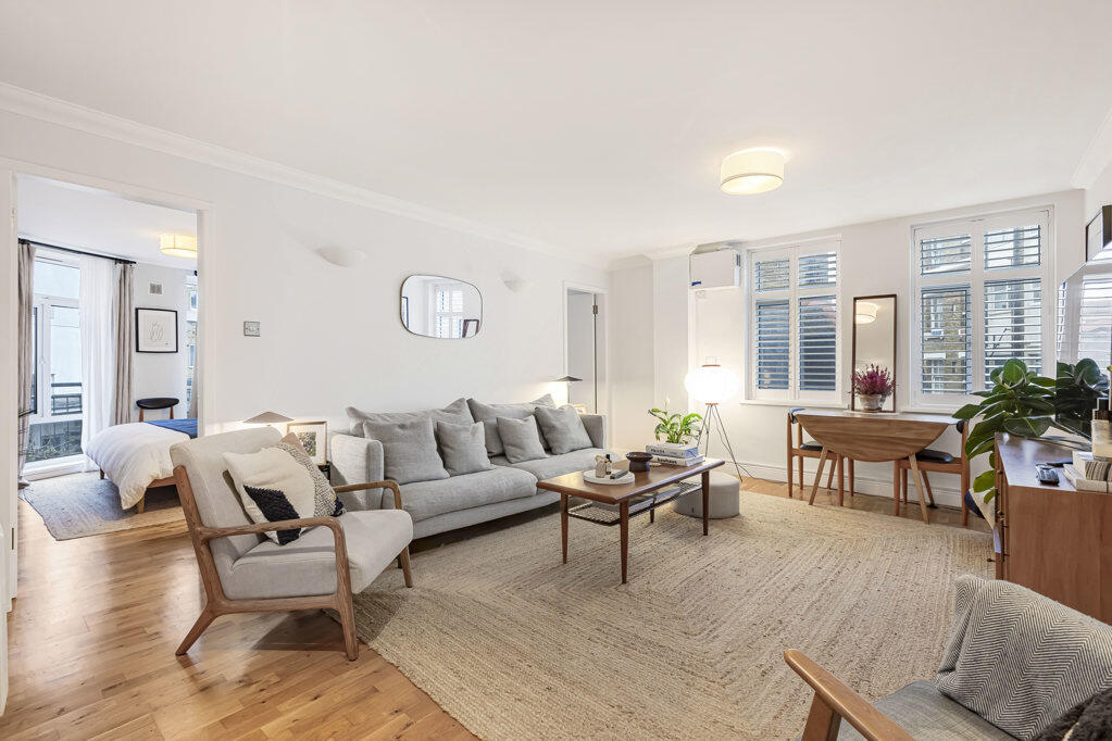 Main image of property: Stoke Newington High Street, London, N16