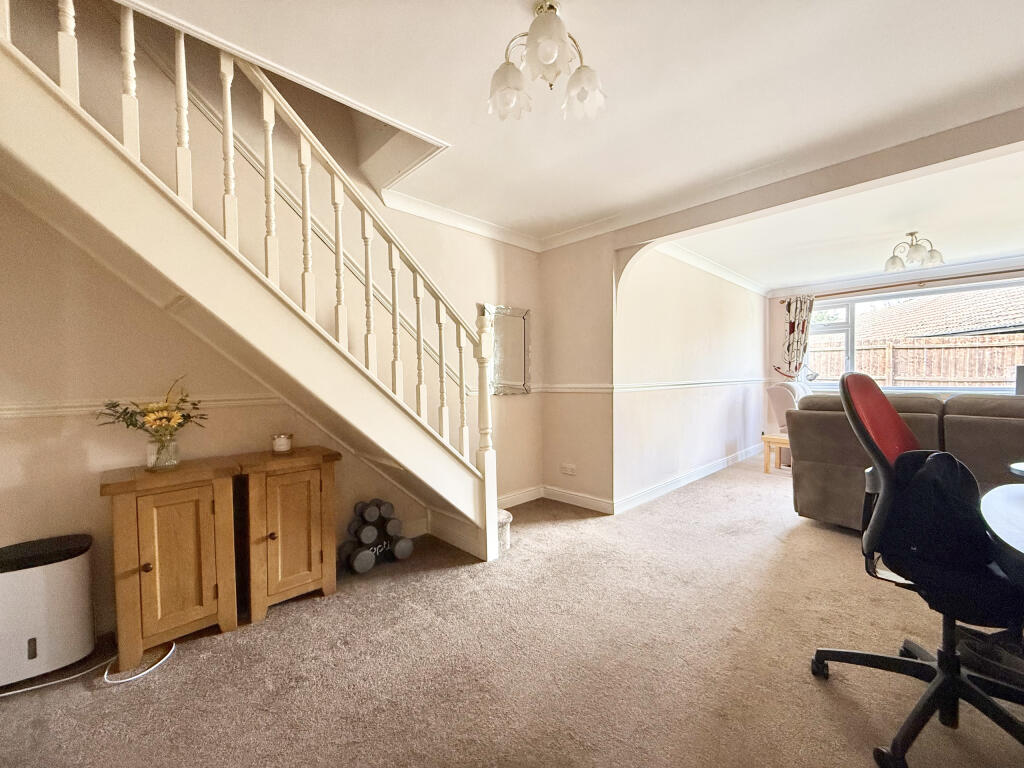 House in Ferndown - View 5