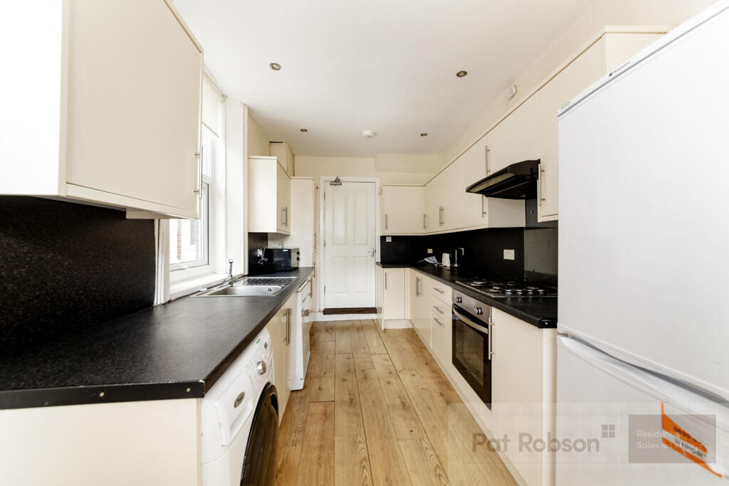 Cavendish Place, Jesmond, Newcastle Upon Tyne, NE2 - View 4