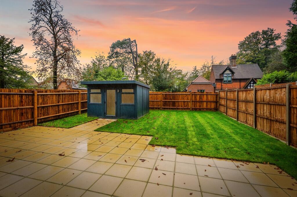 Hanlye Lane, Cuckfield, Haywards Heath photo 4