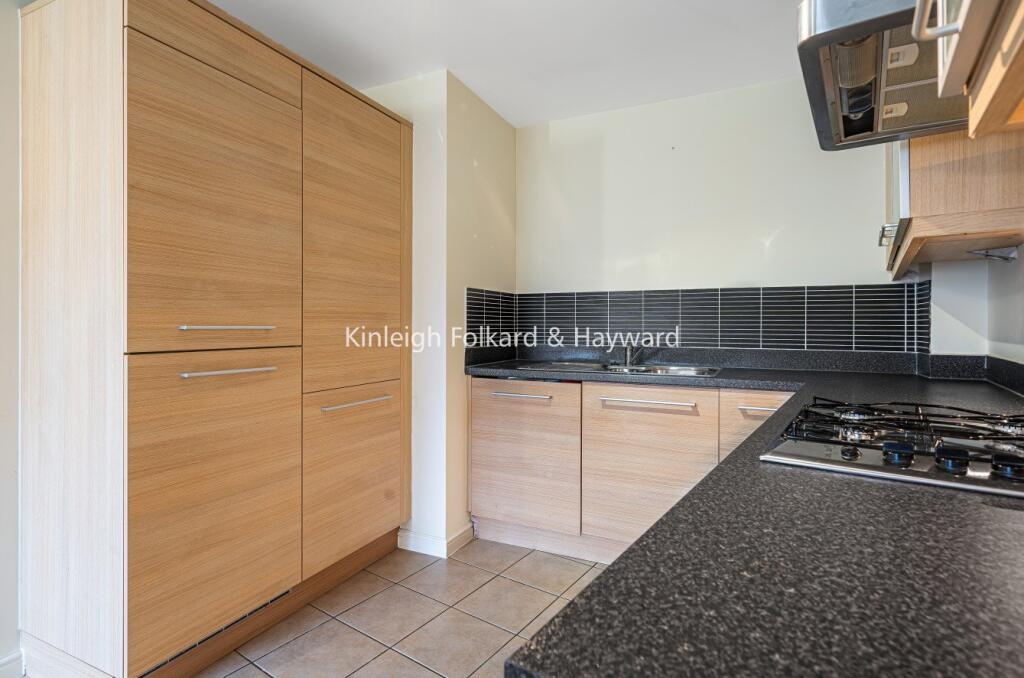 Apartment in London - More