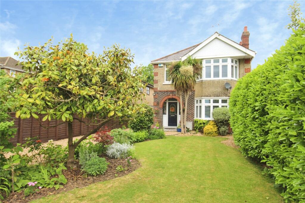 Main image of property: Clifton Road, Southampton, Hampshire, SO15