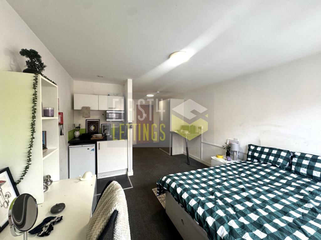 Main image of property: Tudor Road, West End, LE3