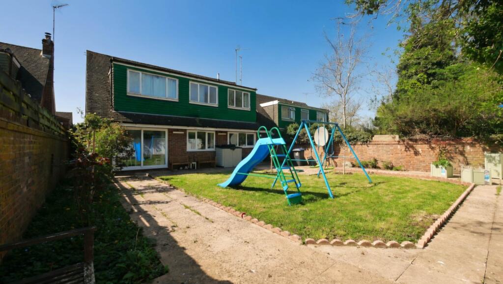 Additional image 11 of Bishops Close, Hatfield