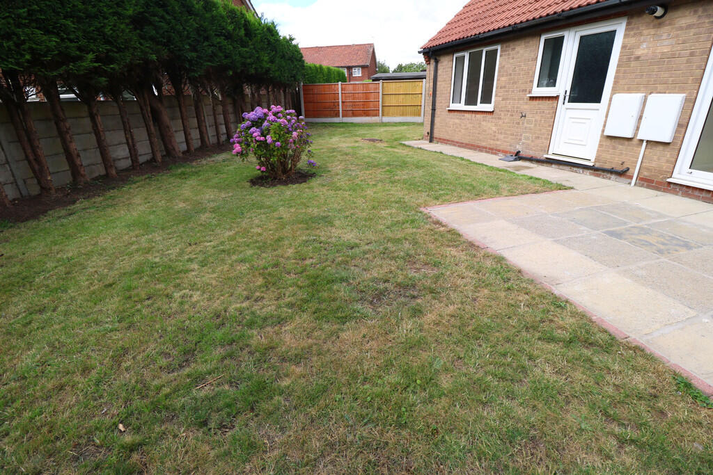 Hunters Croft, Haxey photo 5