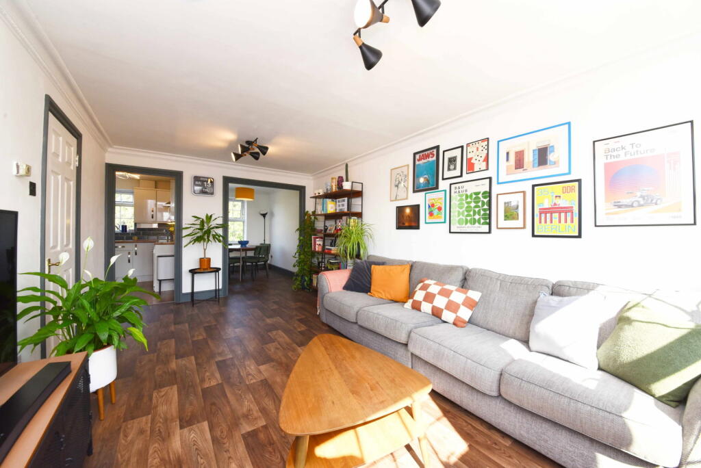 Apartment in London - View 4