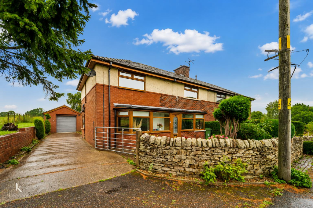 House in Hyndburn, Great Harwood Showground, Oakenshaw - More