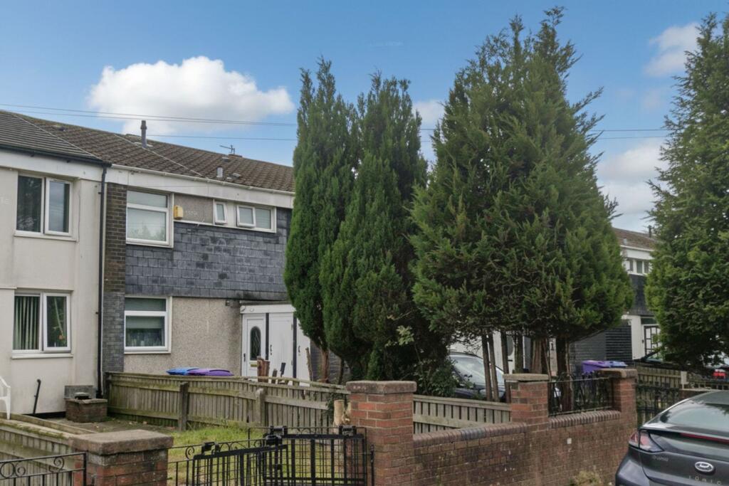 Main image of property: Round Hey, Liverpool, L28