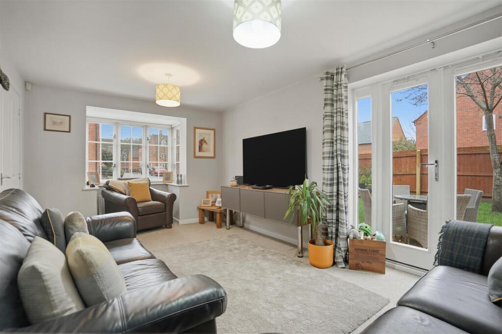 Pipistrelle Drive, Market Bosworth, Nuneaton photo 3
