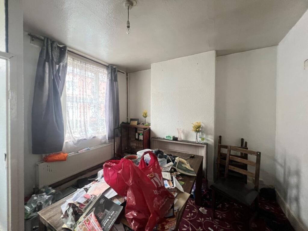 House in Walsall, West Midlands - View 5