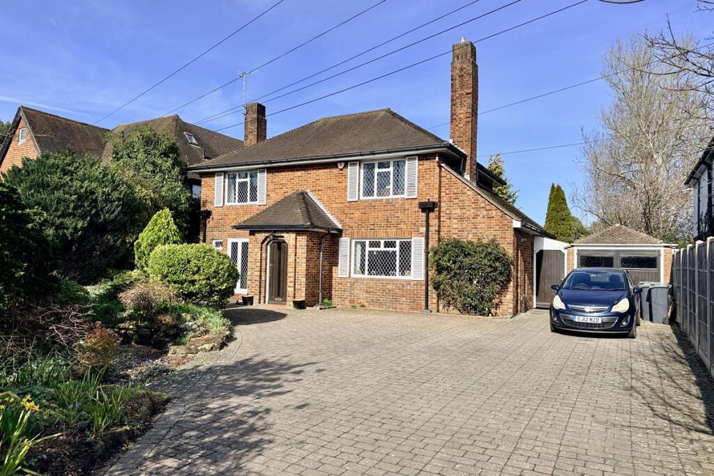 Main image of property: Upper Brighton Road, Worthing, West Sussex, BN14 9HY