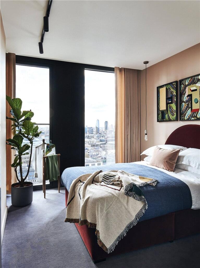 Apartment in London - View 4