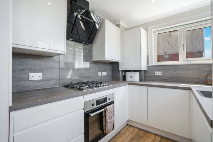 House in Dunfermline, Fife - View 5