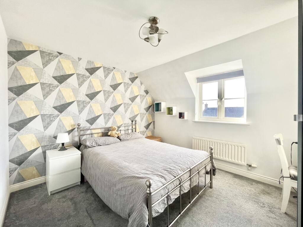 Additional image 20 of Hawks Rise, Yeovil, Somerset - Four Double Bedrooms