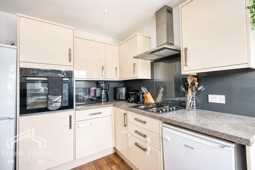 Fylde Road, Ansdell, Lancashire photo 3