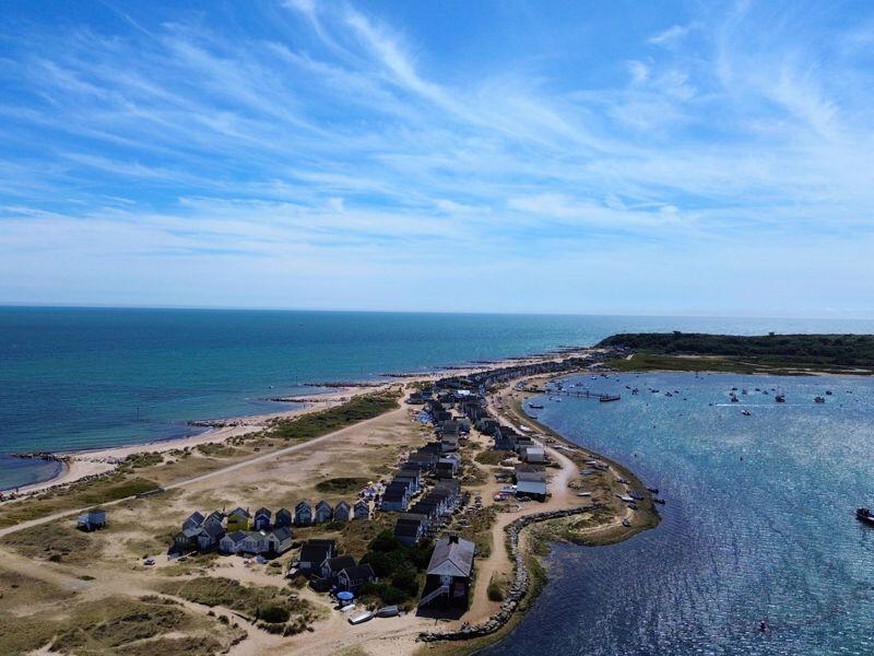 Mudeford Sand Spit. Hut 149 photo 5