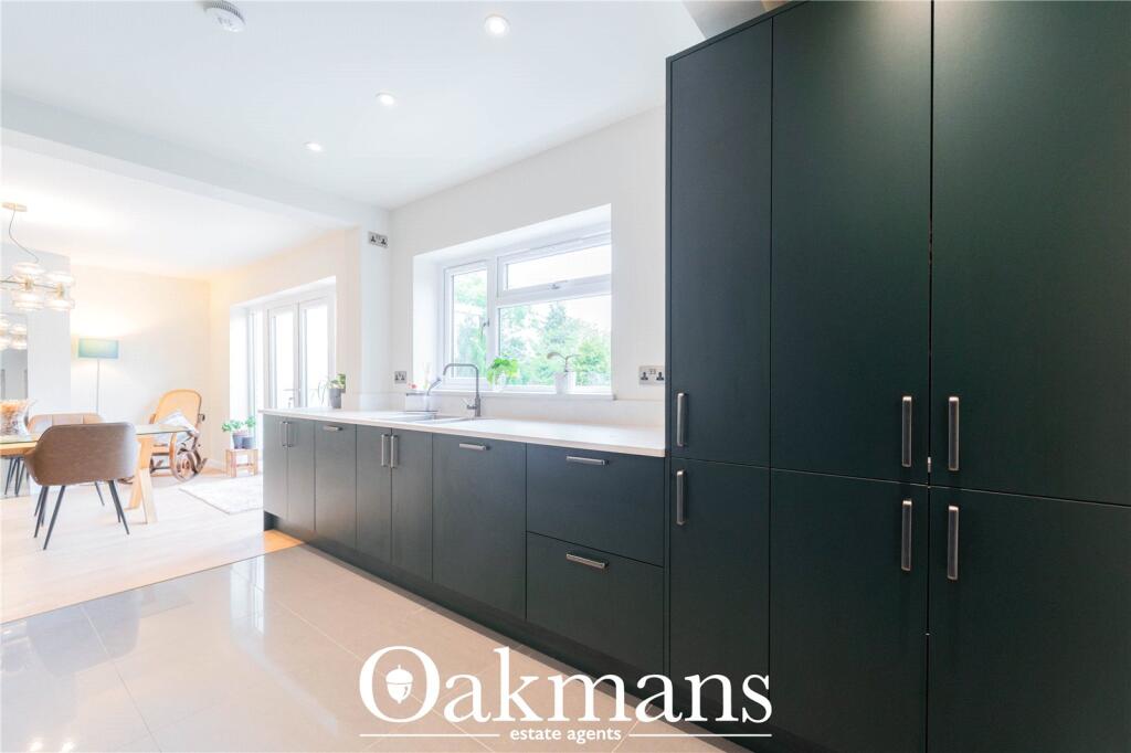 House in Bromsgrove, Wythall - View 3