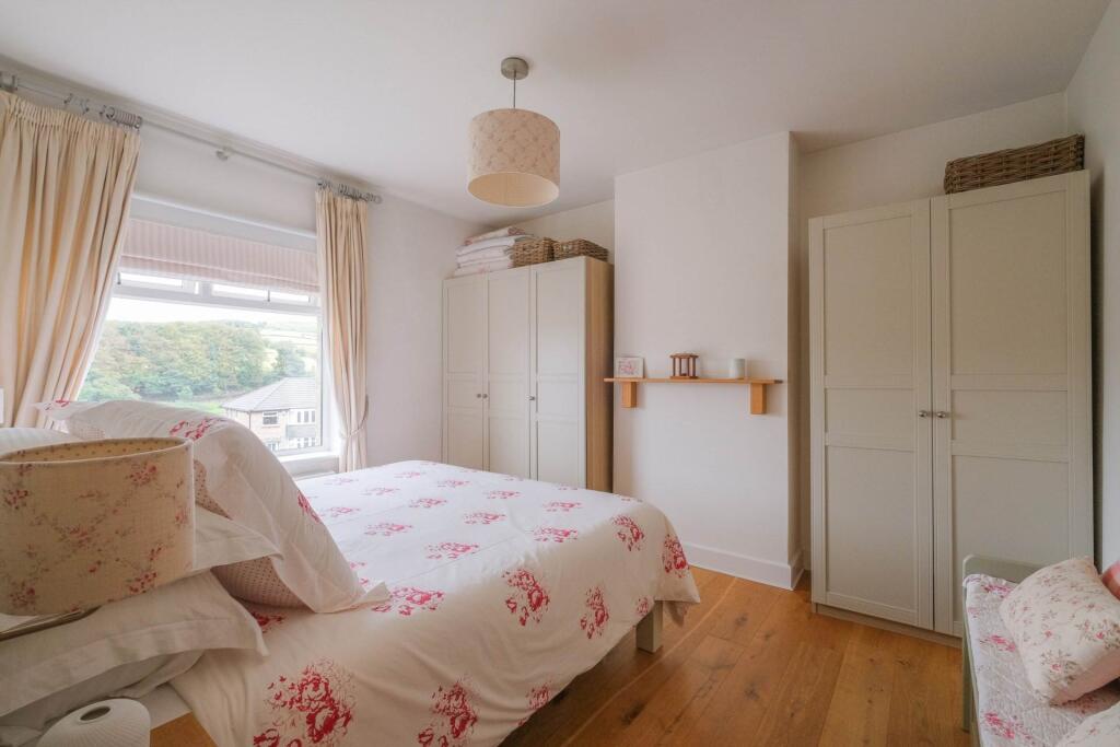 House in Holmfirth, Calmlands, Meltham - View 4