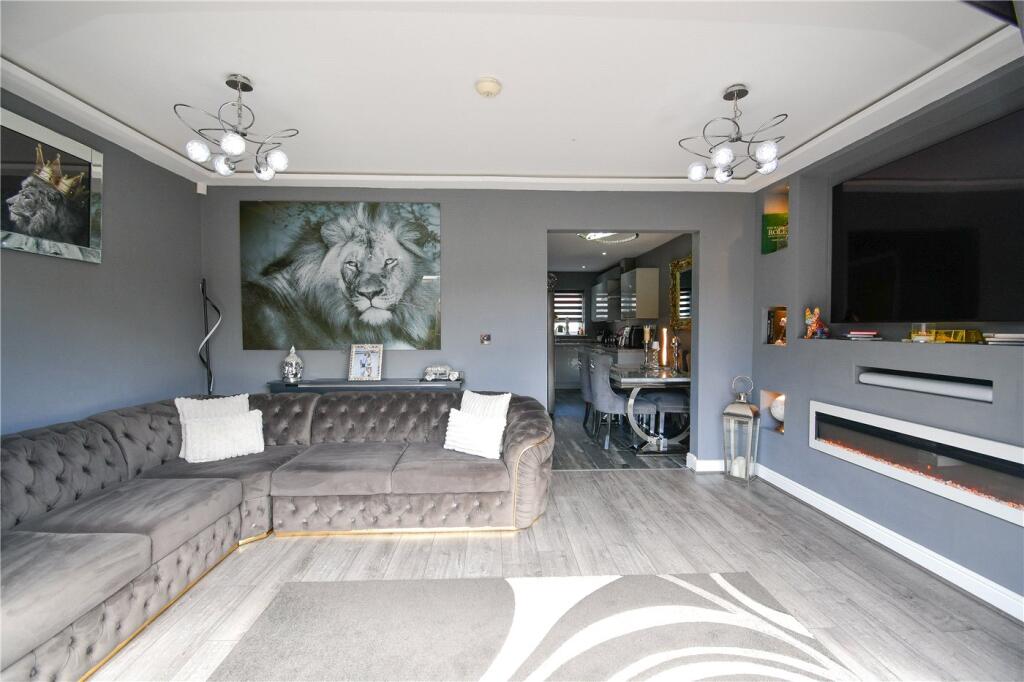House in Wallasey, New Brighton - More