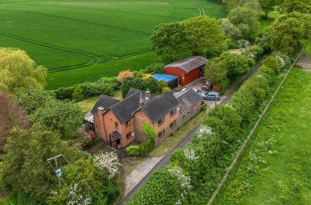 3-bed detached on Six Acres, Hurst Lane, Stoke Park, Market Drayton, TF9 2LD, £795,000