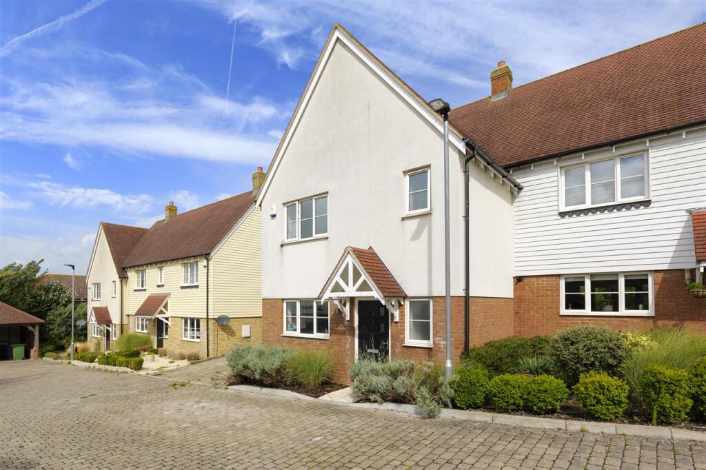 Main image of property: Longview Close, Boughton-under-Blean
