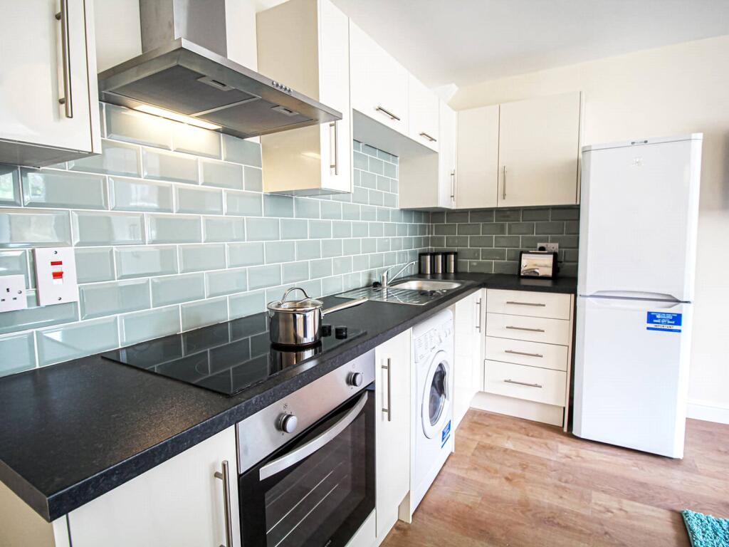 Main image of property: Apt 3, 47-49 East Parade #421062