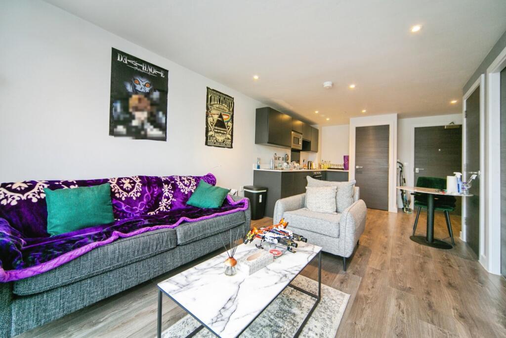 Apartment in Liverpool - View 3