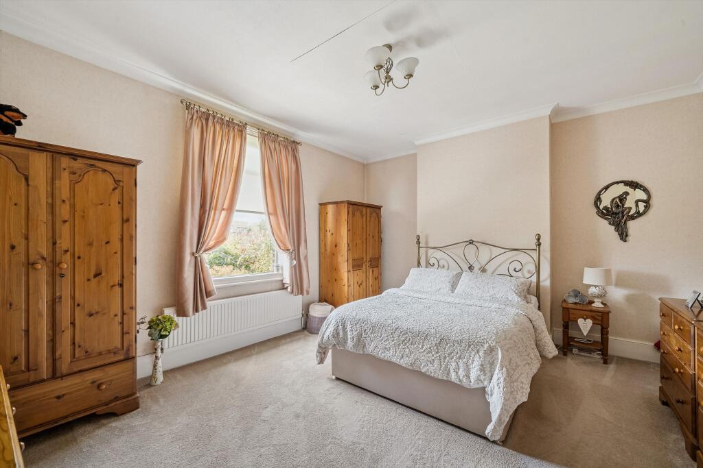 House in London, Upper Norwood - View 3