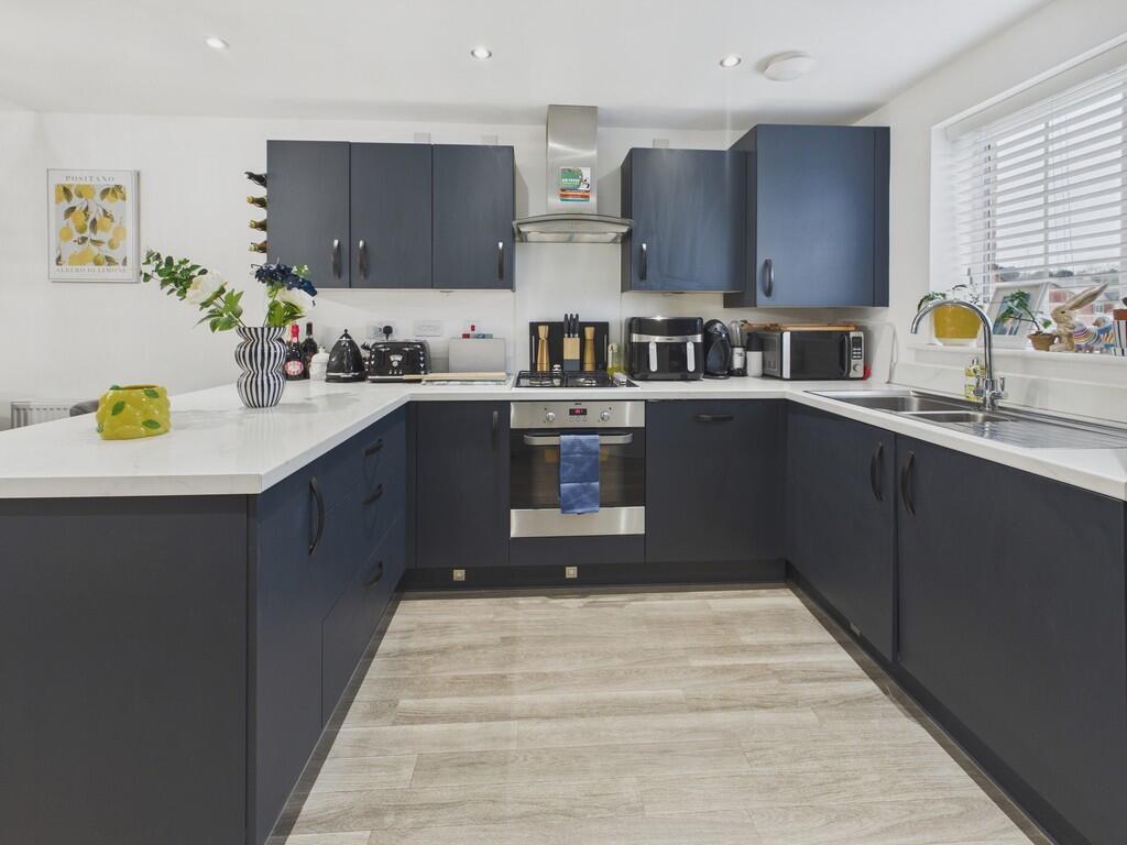 House in North East Derbyshire, Wingerworth - View 5