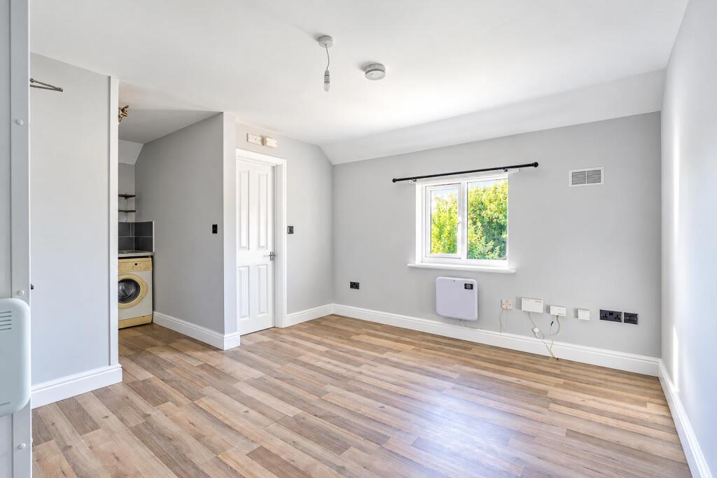 Apartment in York - View 3