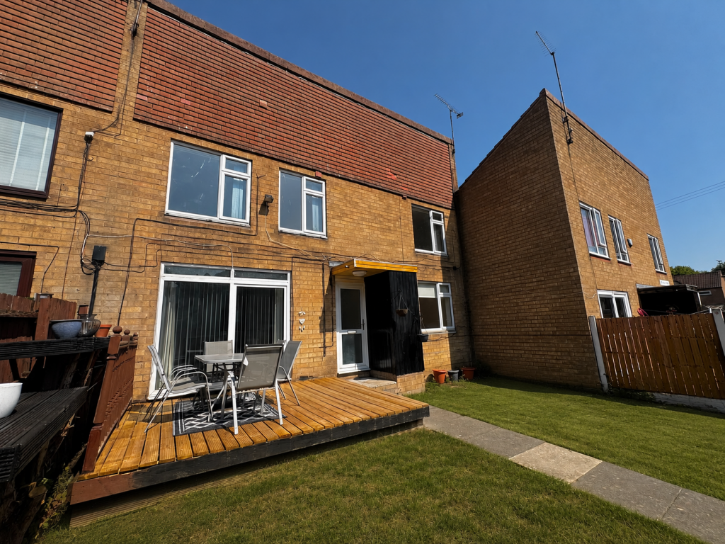 Main image of property: Garland Mount, Sheffield, S20