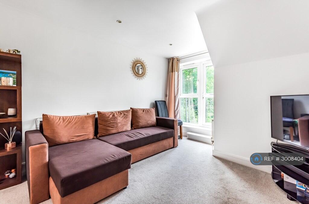 Apartment in Guildford - View 4