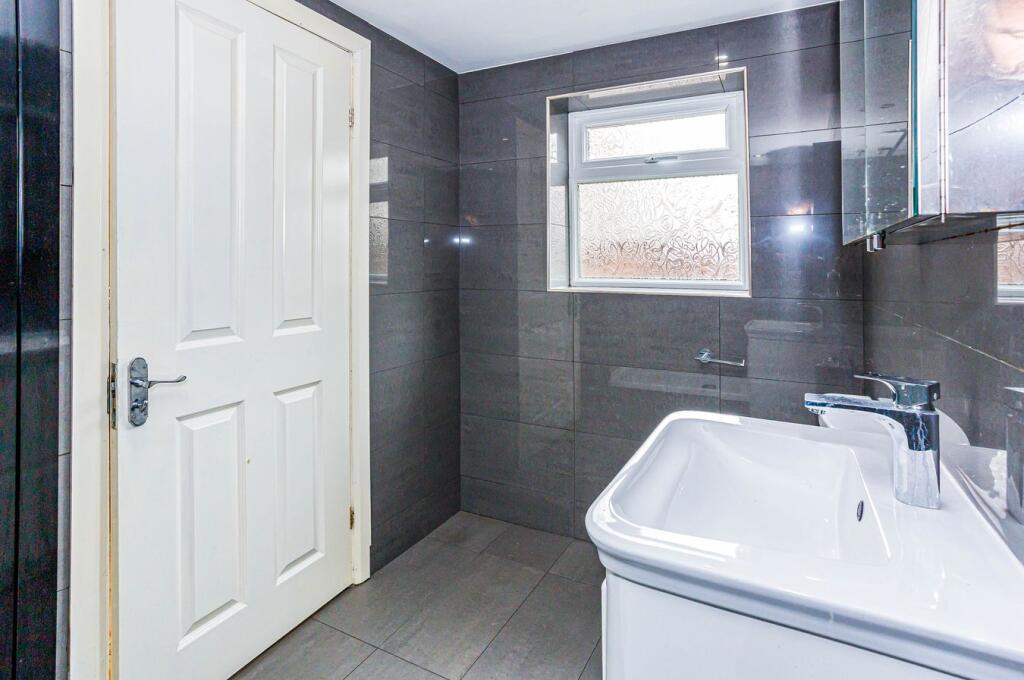 House in Manchester, Burnage - More