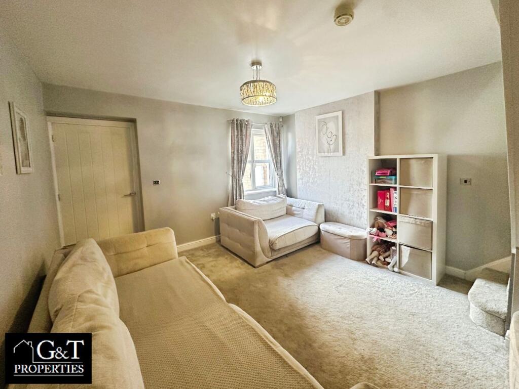 House in Dudley, West Midlands - View 4