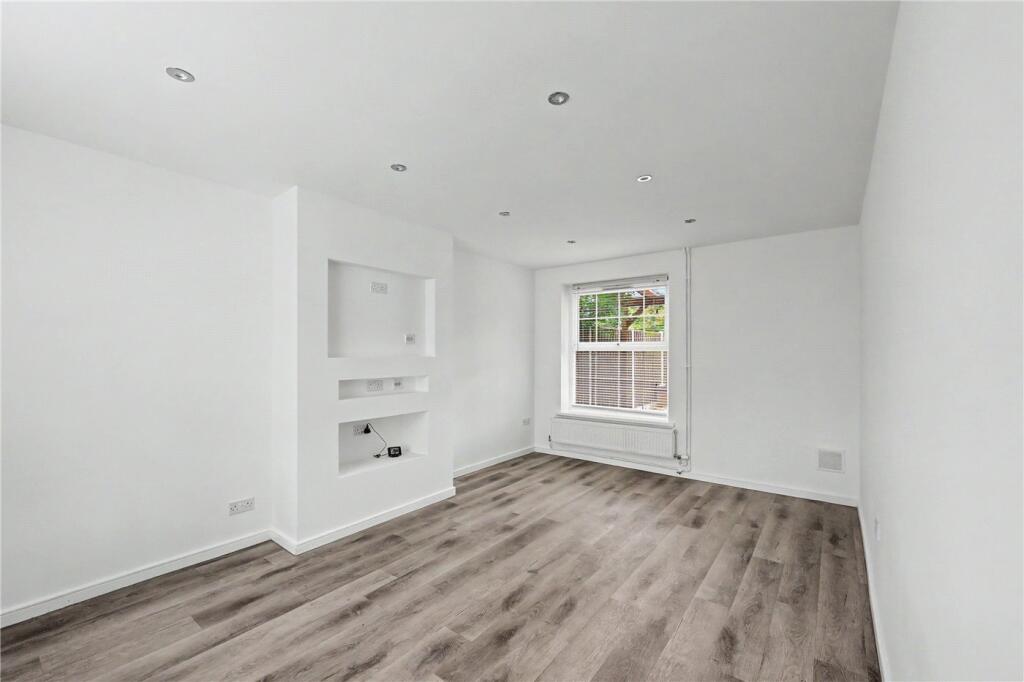 Appleyard Crescent, Norwich, Norfolk, NR3 photo 2