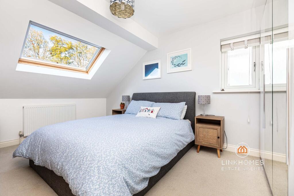 House in Corfe Mullen - More