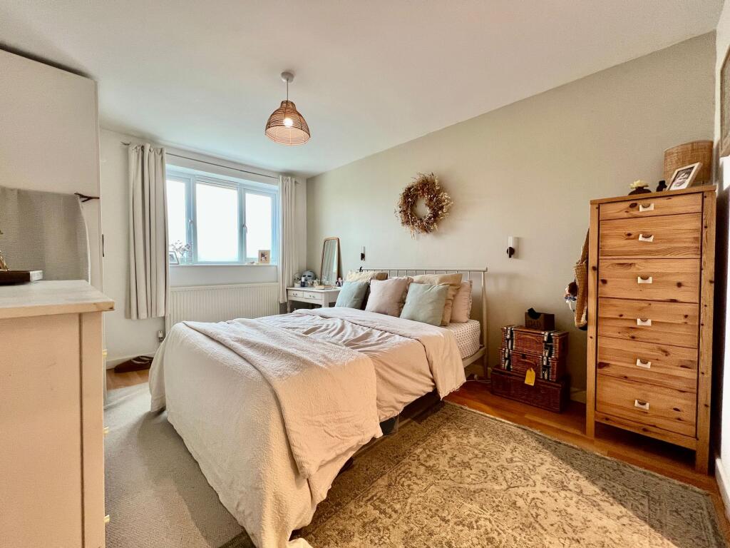 First Avenue, Grantham, NG31 - View 5