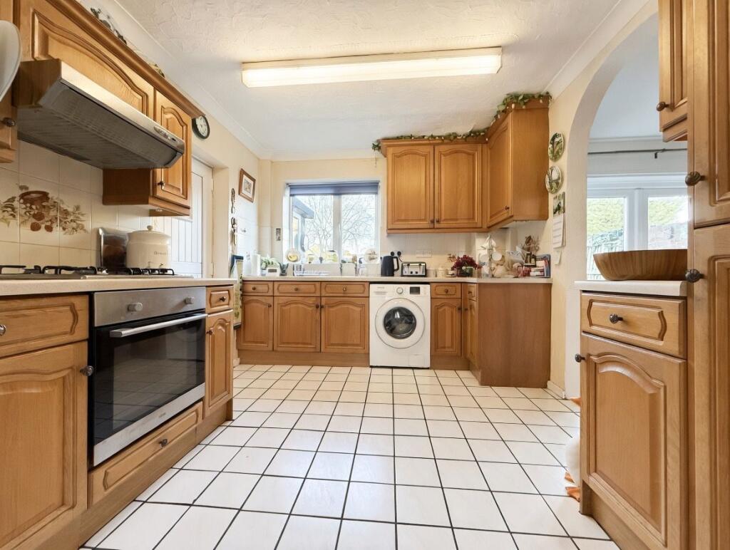 Birchtree Avenue, DOGSTHORPE, Peterborough, PE1 - View 4