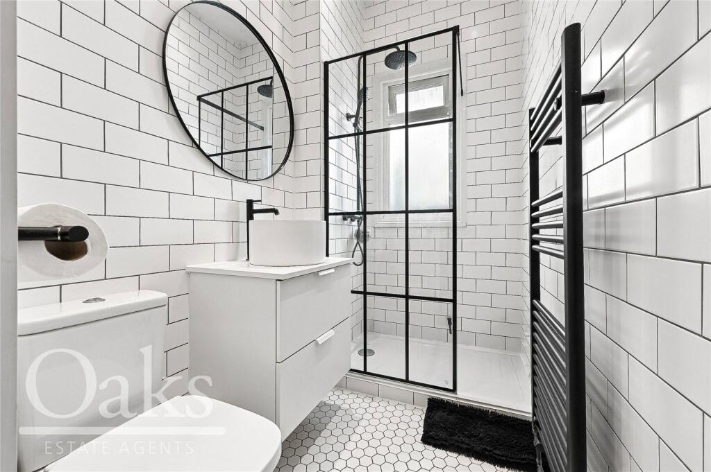 Apartment in London - More