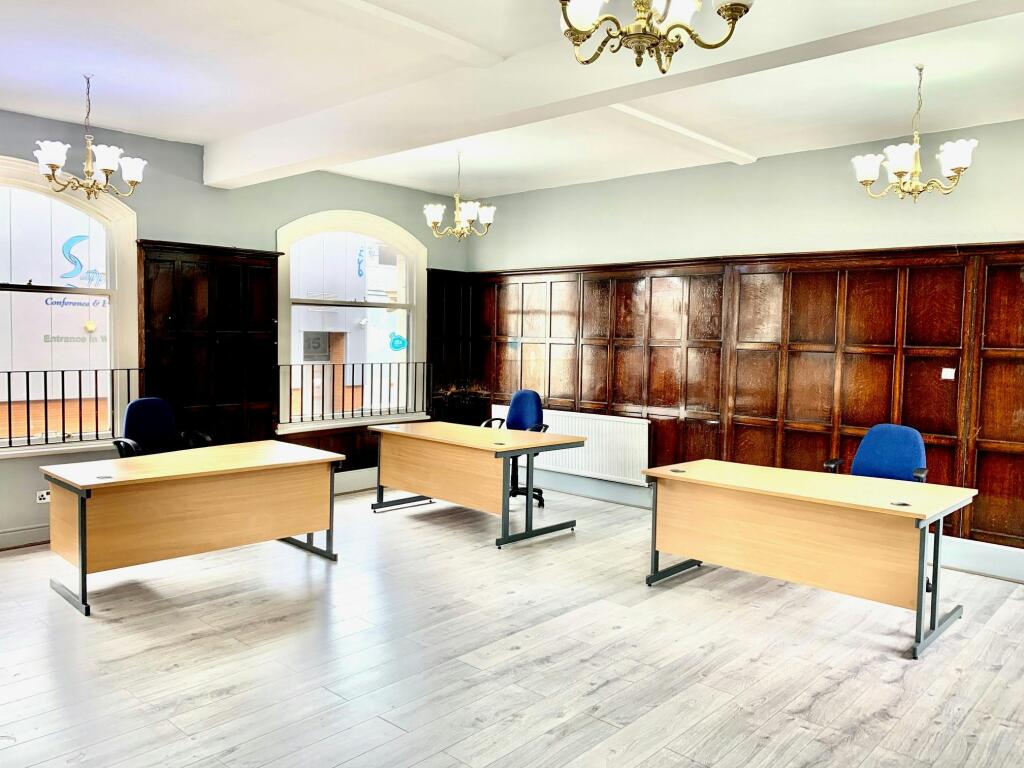 Suite1017.jpg