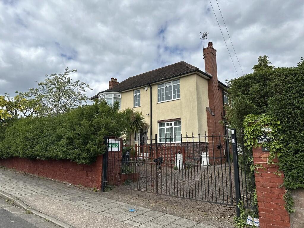 House in Mansfield, Forest Town - View 2