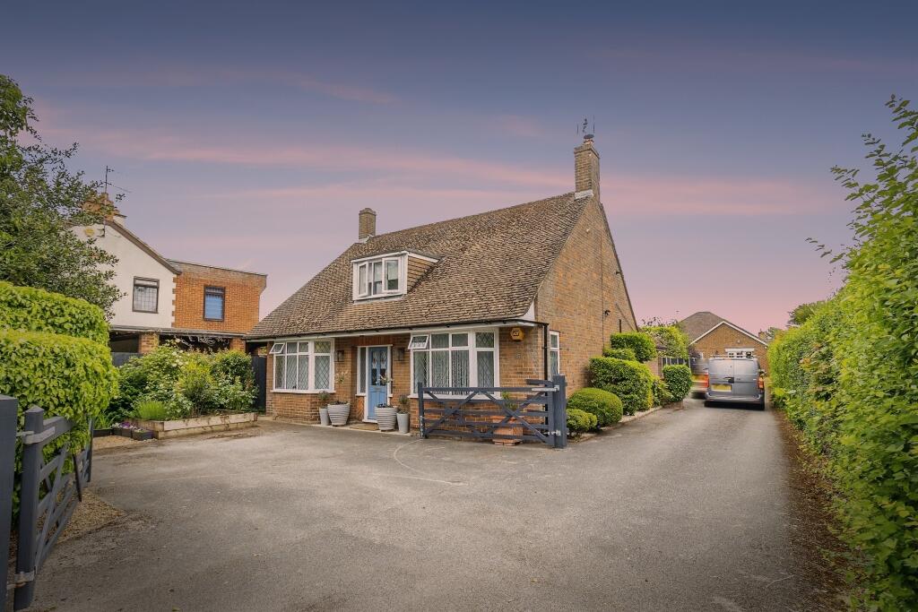 Main image of property: Billington Road, Leighton Buzzard