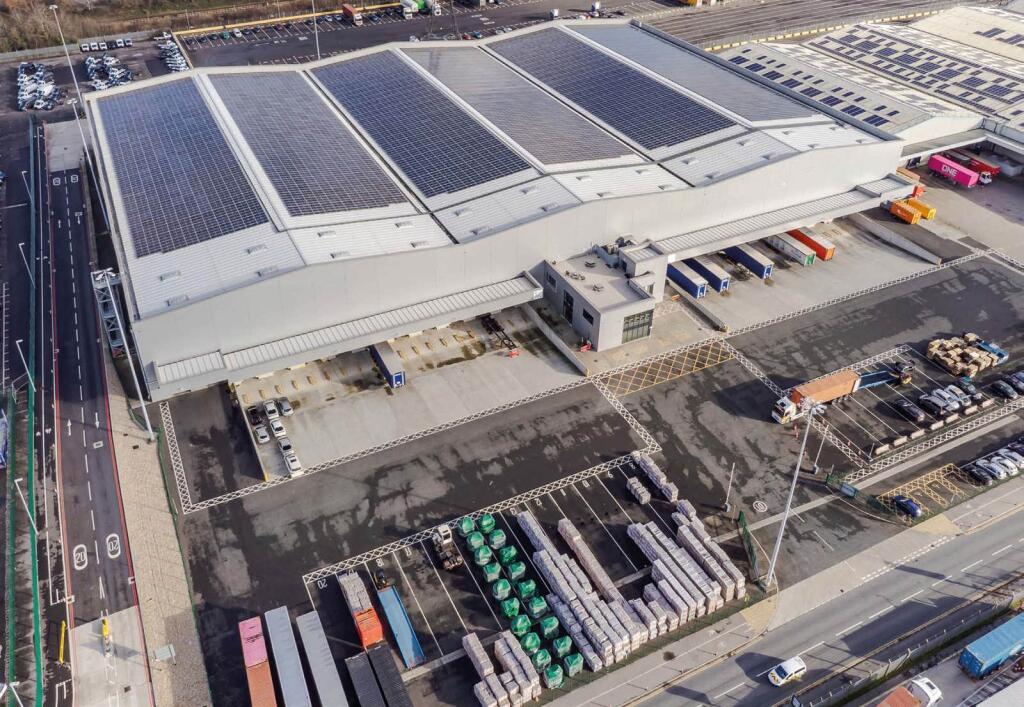 Main image of property: E208 Western Avenue, Western Docks, Southampton, Hampshire, SO15 0GN