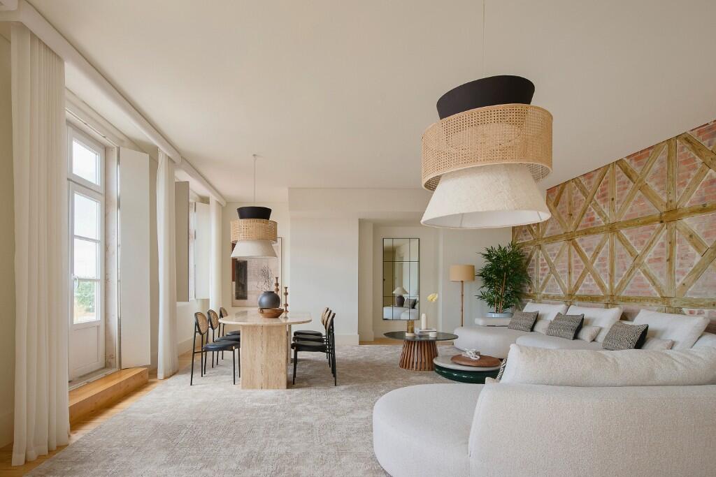 Main image of property: Lisbon, Lisbon