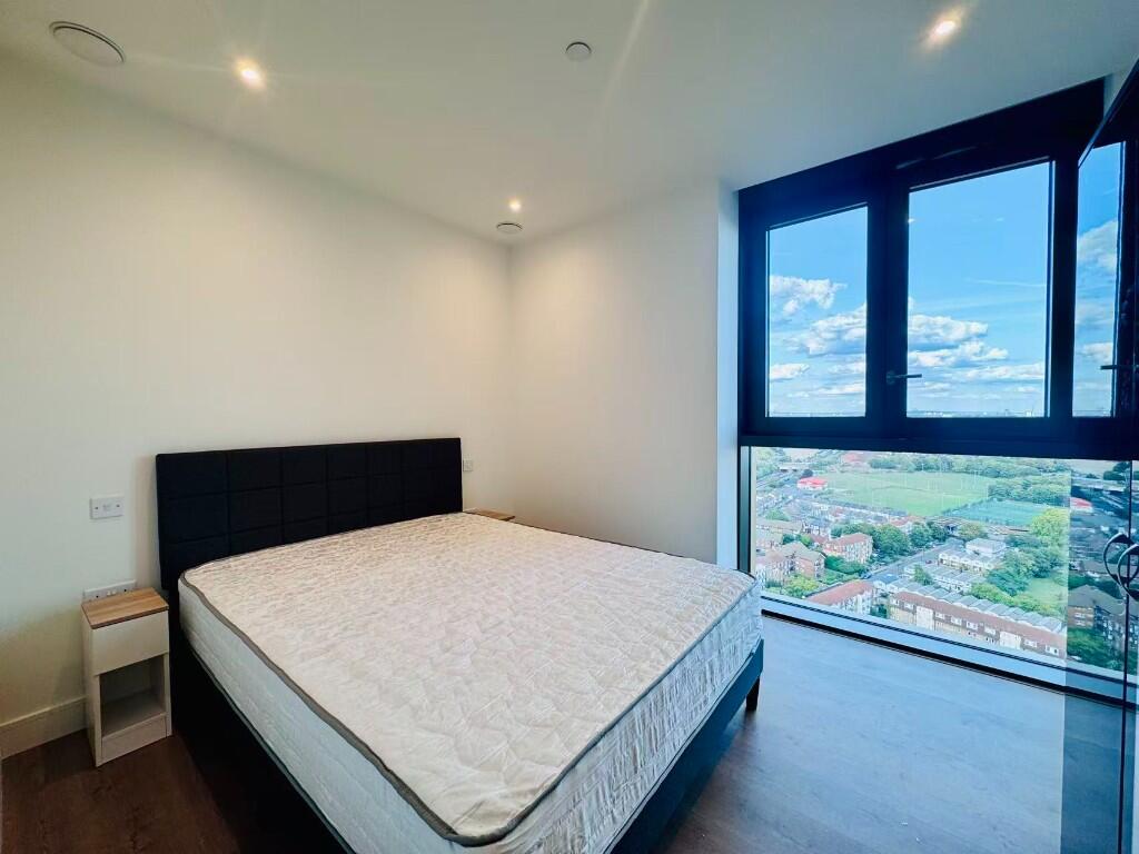 Menara Point, Affinity View, London