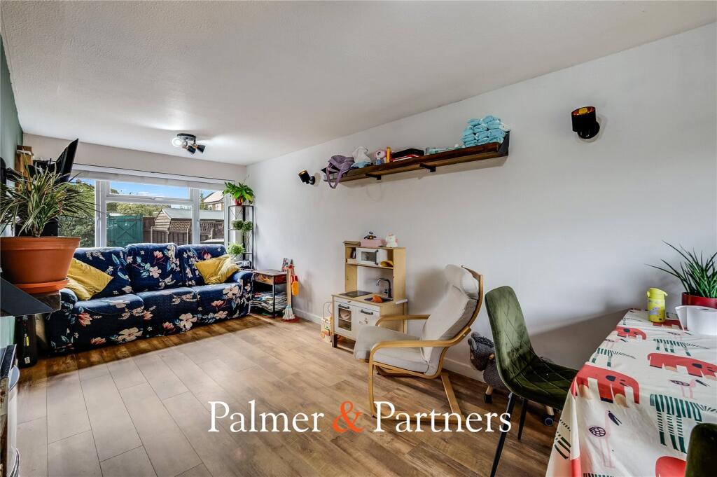 House in Chelmsford, Boreham - More